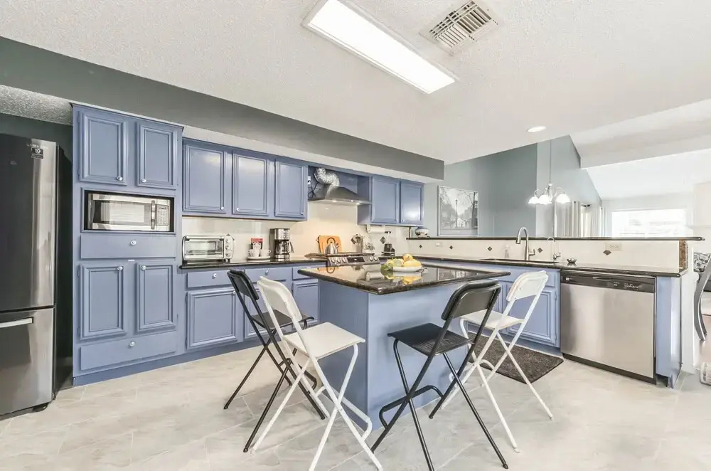 Texas Charm in Houston Westchase, 2 King Bds, Extended Stays, Pet, Chinatown