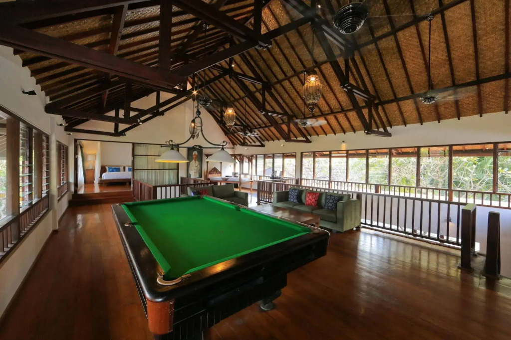 Four on Drupadi Villa