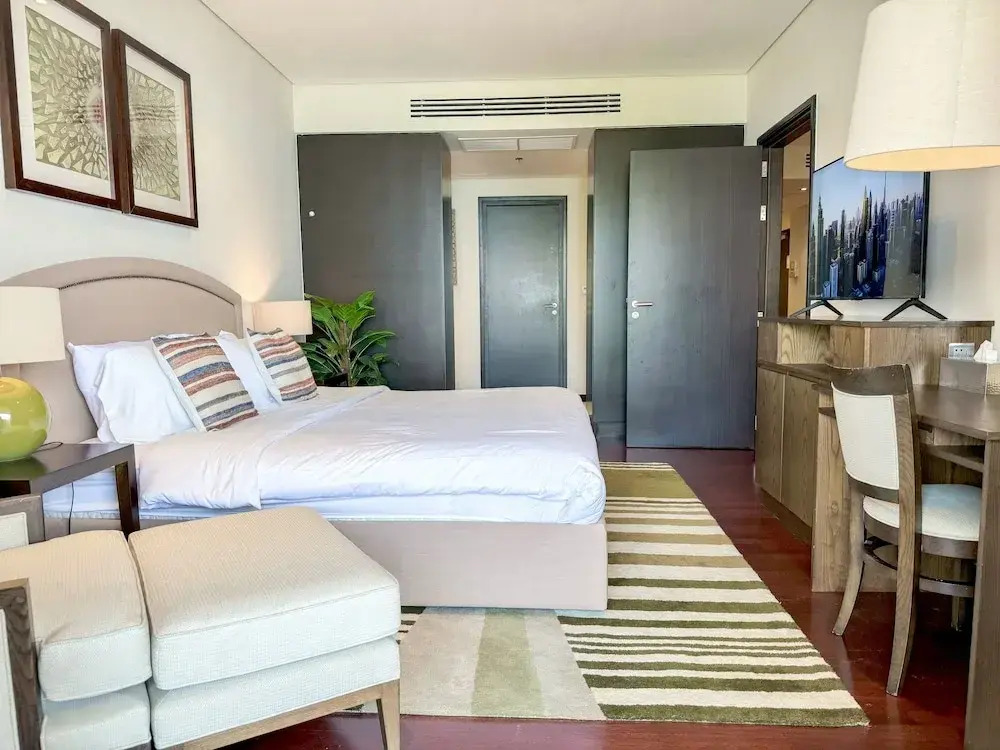 Resort Apartments - Royal Amwaj South
