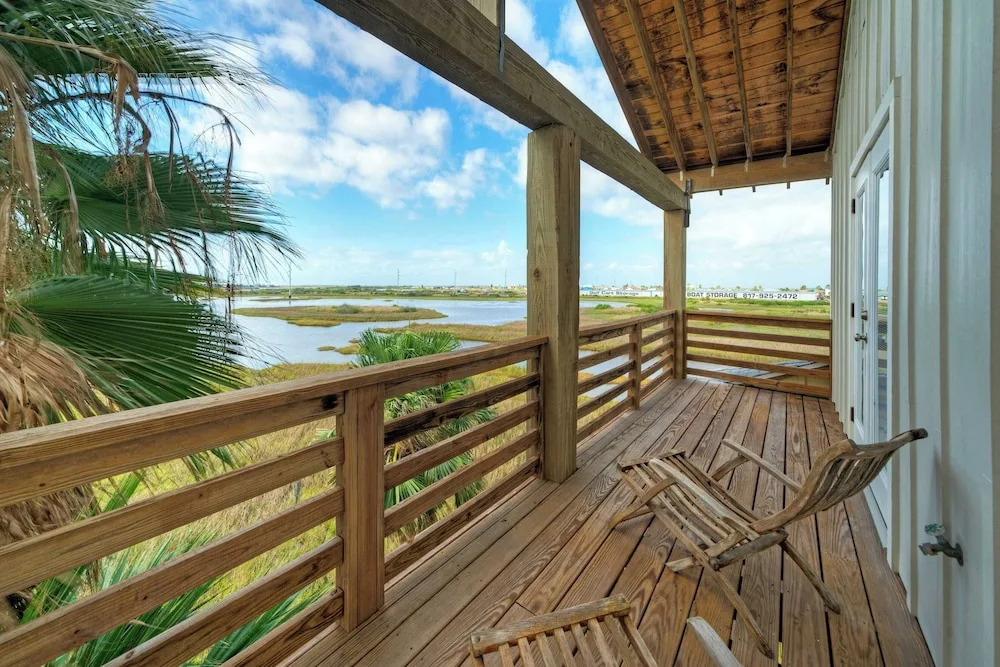 Fish Camp Buyout by Avantstay Unique 6bdr Escape, Private Pool + Views!