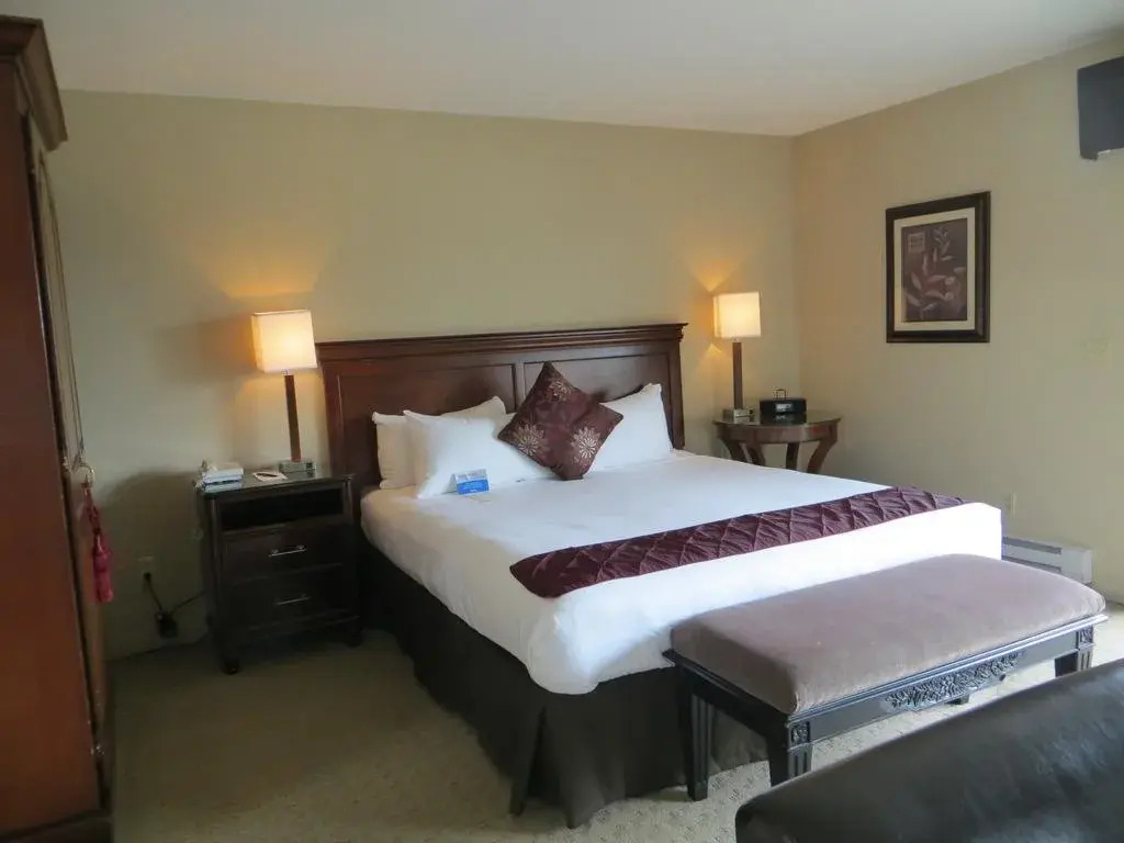 Adobe Inn