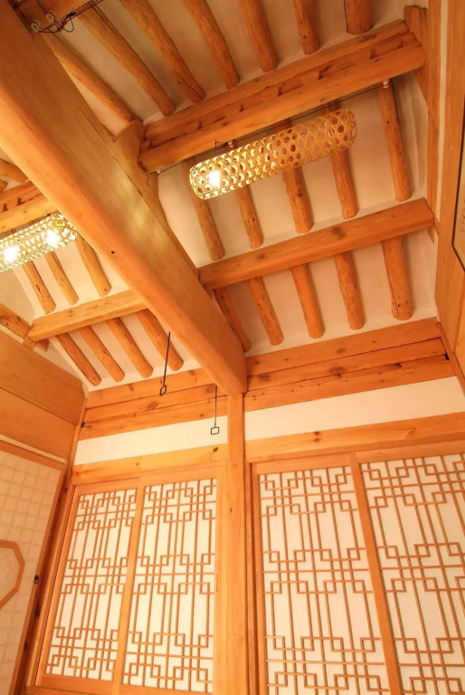 Moon Hanok Guesthouse