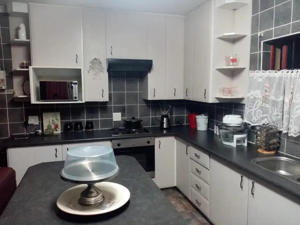 Stesh Margate Holiday House 12 Sleeper