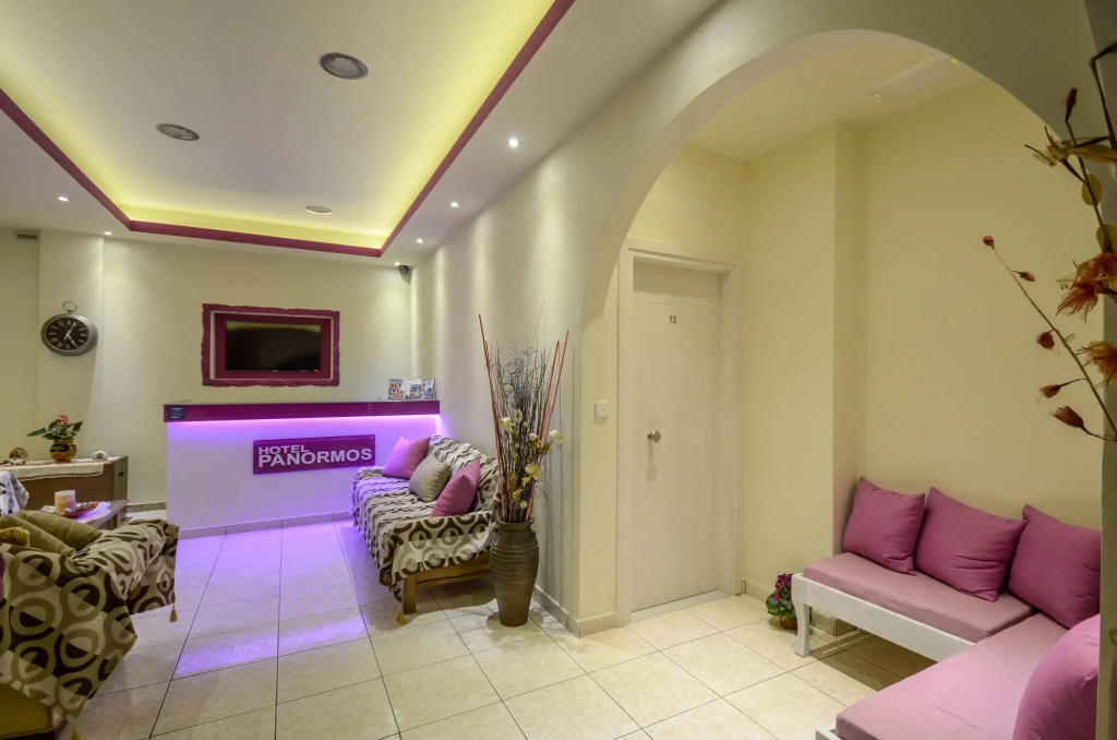 Panormos Hotel and Studios