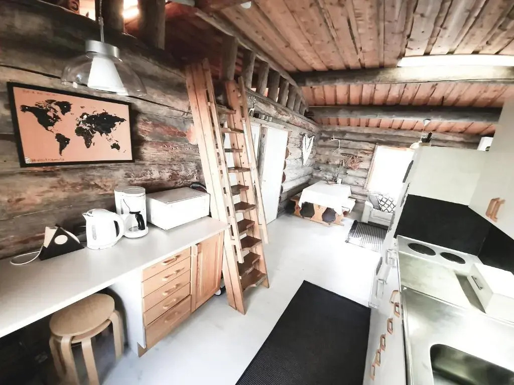 Riemula cabin