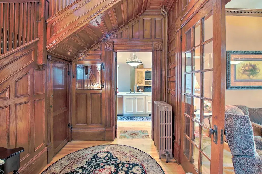 Dog-friendly Home w/ Balcony & Yard in Surgeon Bay