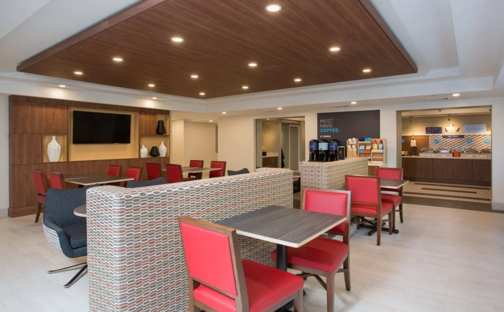 Holiday Inn Express Chelmsford by IHG