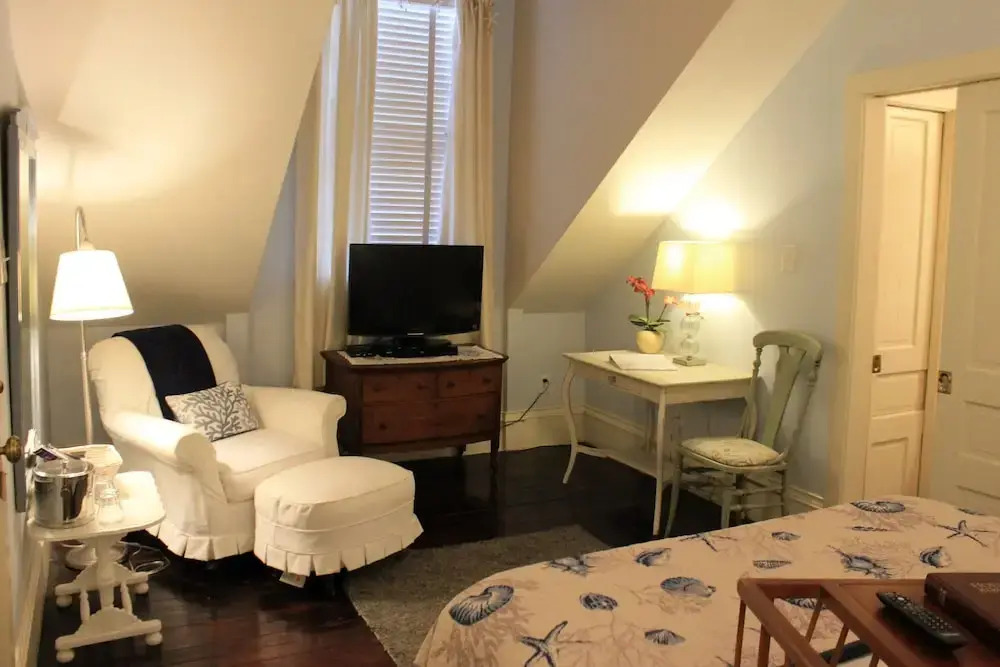 Grand Magnolia Ballroom & Suites