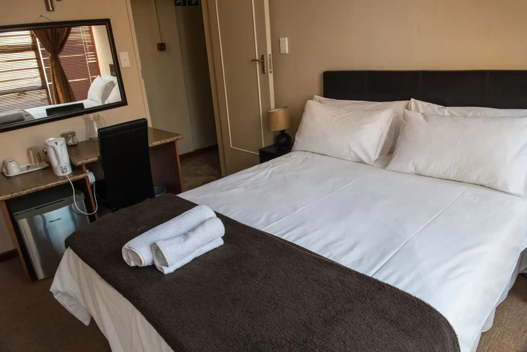 Ramasibi Guest Services