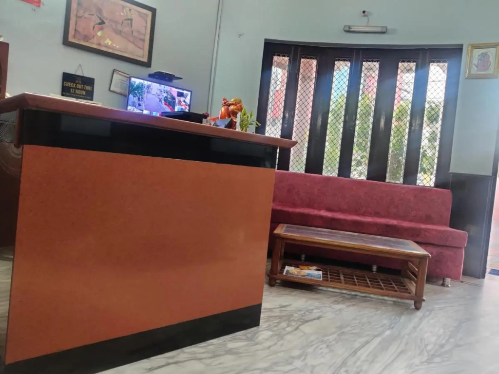 Hotel Aarjee Crescent Jaipur