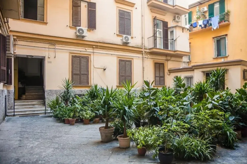 La Lepre Napoli