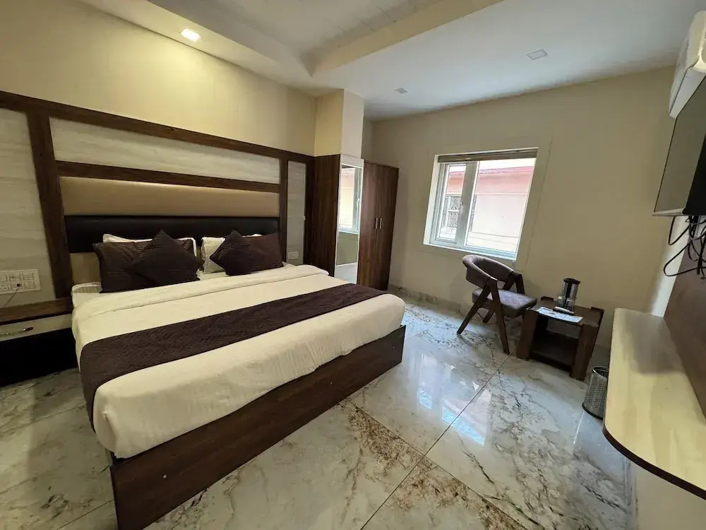 Hotel Dev Rishi By T And M Hotels