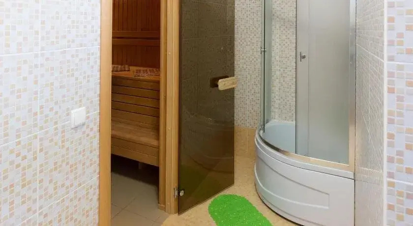 Hotel Garazh