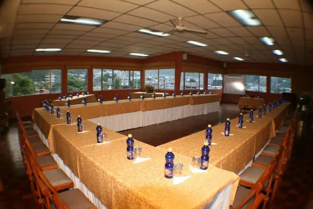 Sangay Spa Hotel