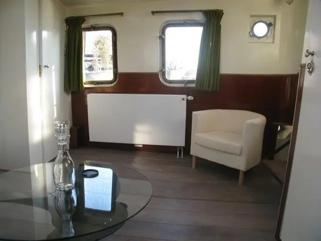 Houseboat Ms Luctor