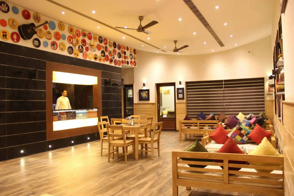 Ratnawali   A Vegetarian Heritage Hotel