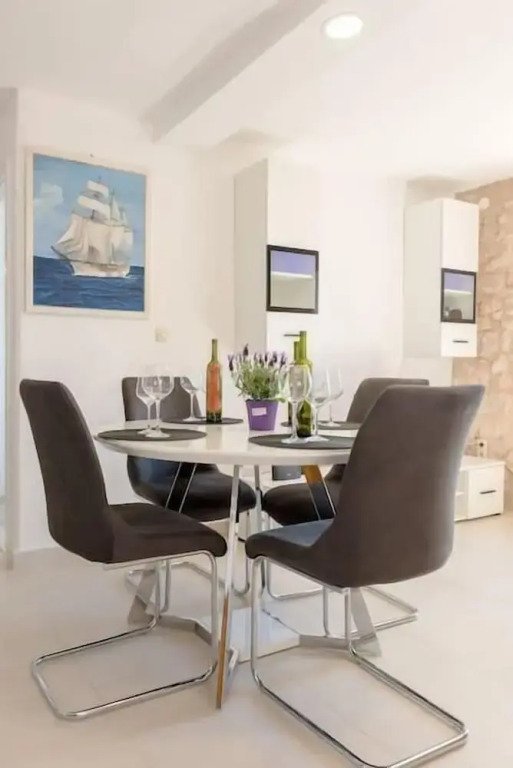 Luxury Apartment Ladovina