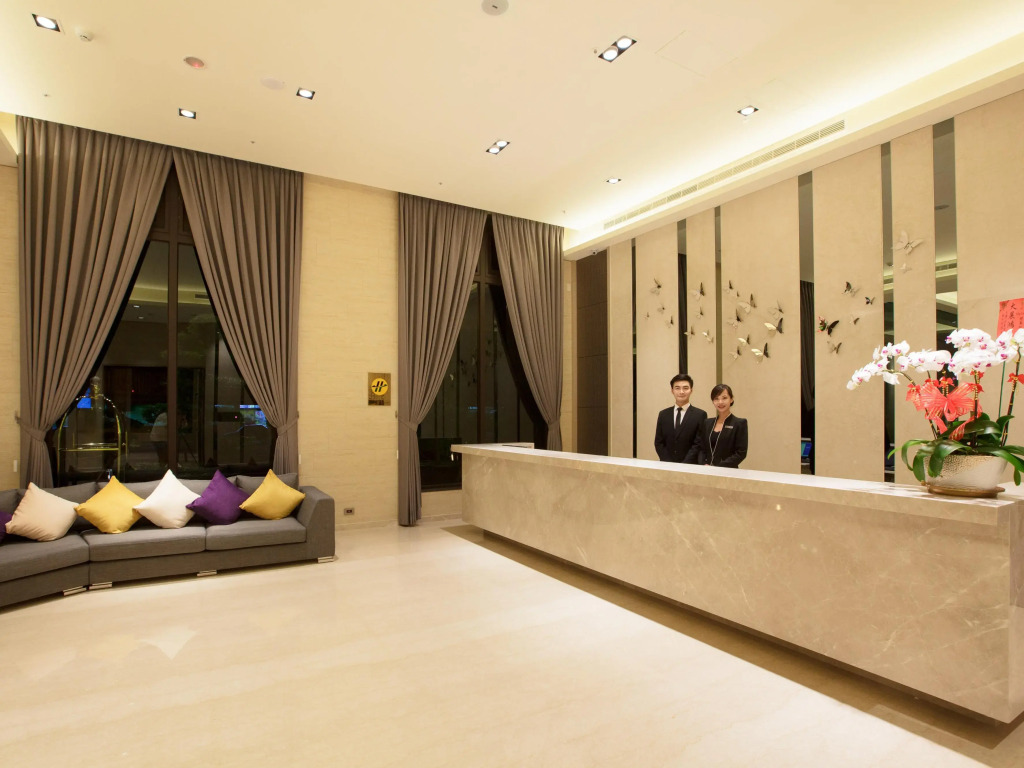 F Hotel Chipen