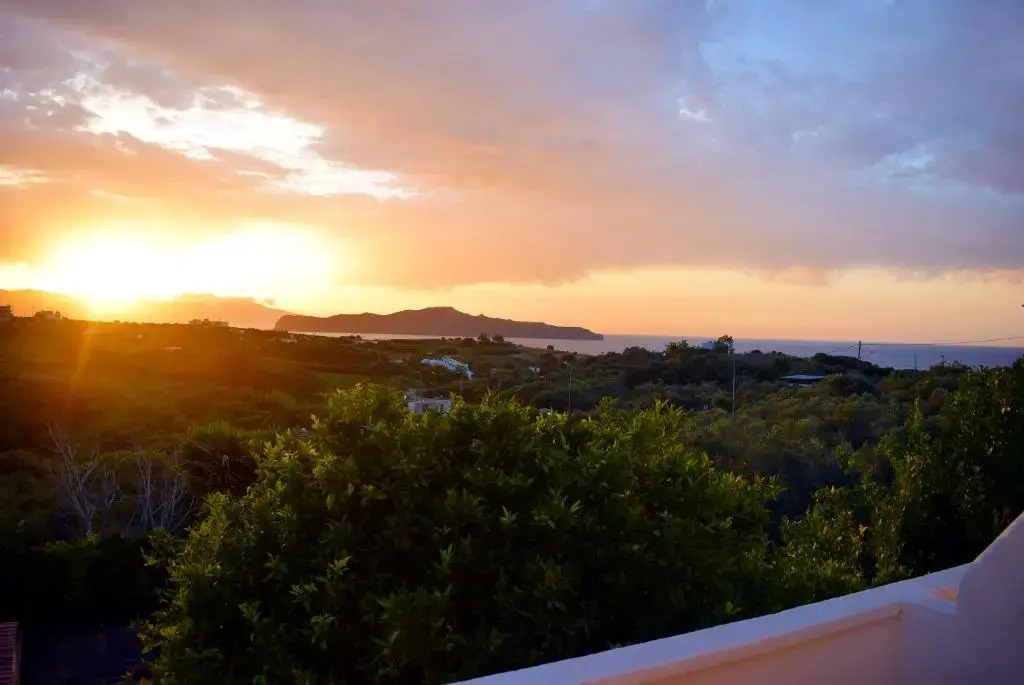 Peace, comfort and spectacular sea view,3