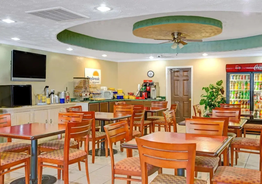 Days Inn Charlotte North-Speedway-UNCC-Research Pa