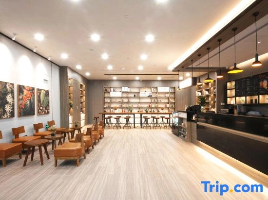 HanTing Hotel (Hefei Changjiang West Road Dashushan Metro Station)