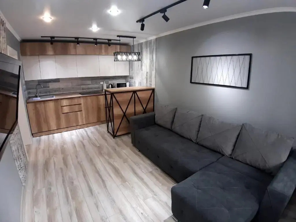 Apartment lux Tolstogo 90. Апартаменты люкс Толстого 90