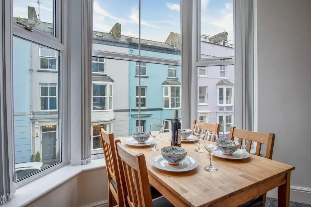 Caldey Island View - 2 Bedroom Apartment - Tenby