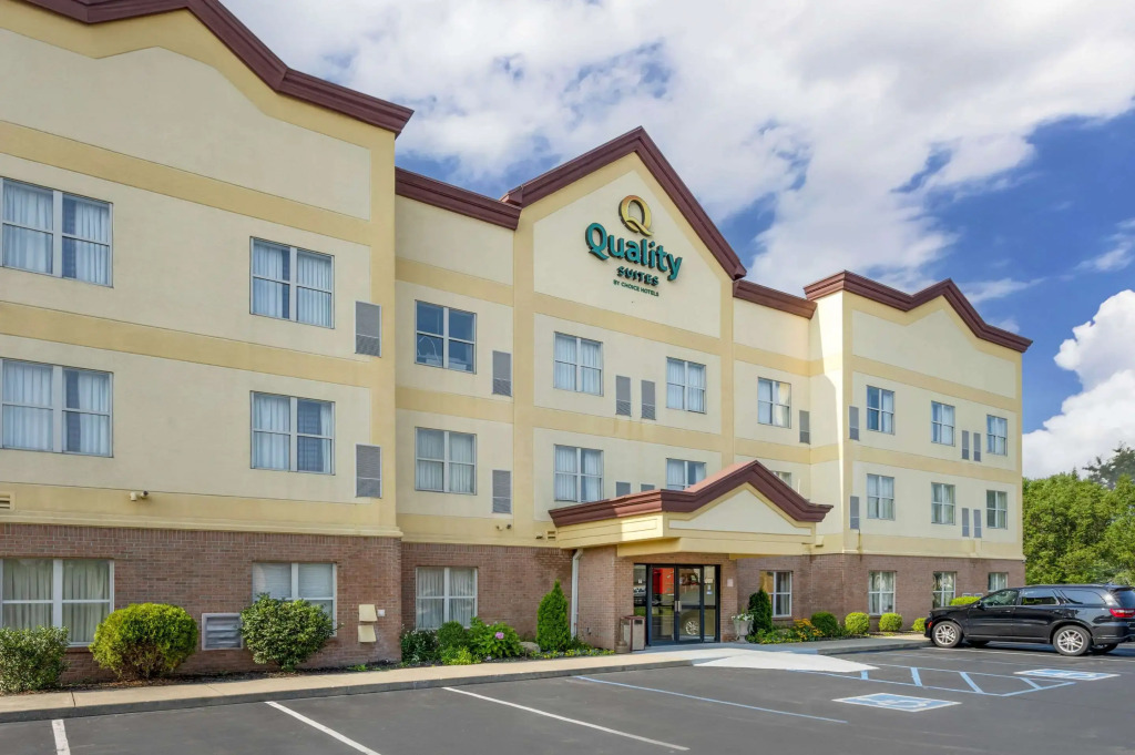 Quality Suites