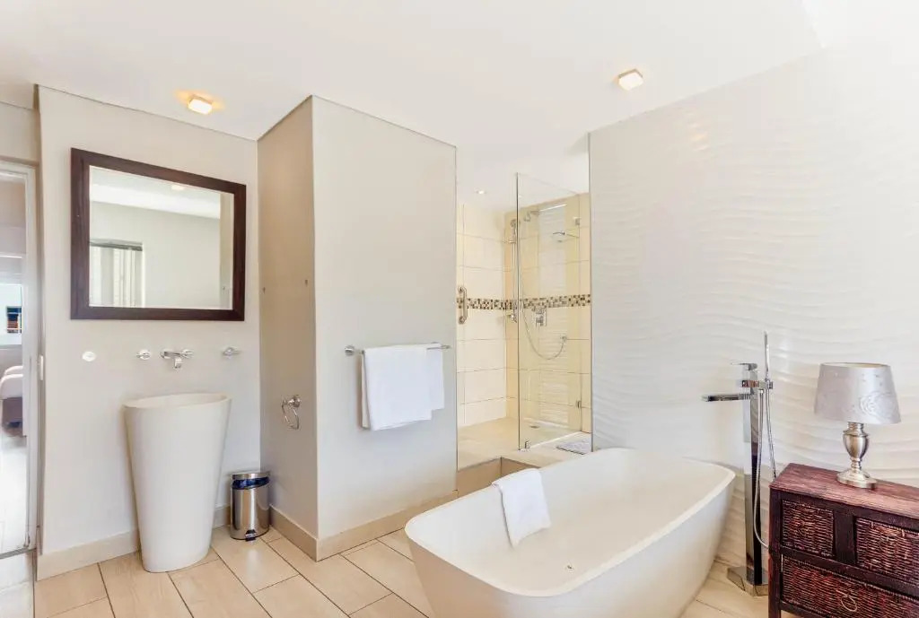 Three Bedroom Apartment - De Waterkant