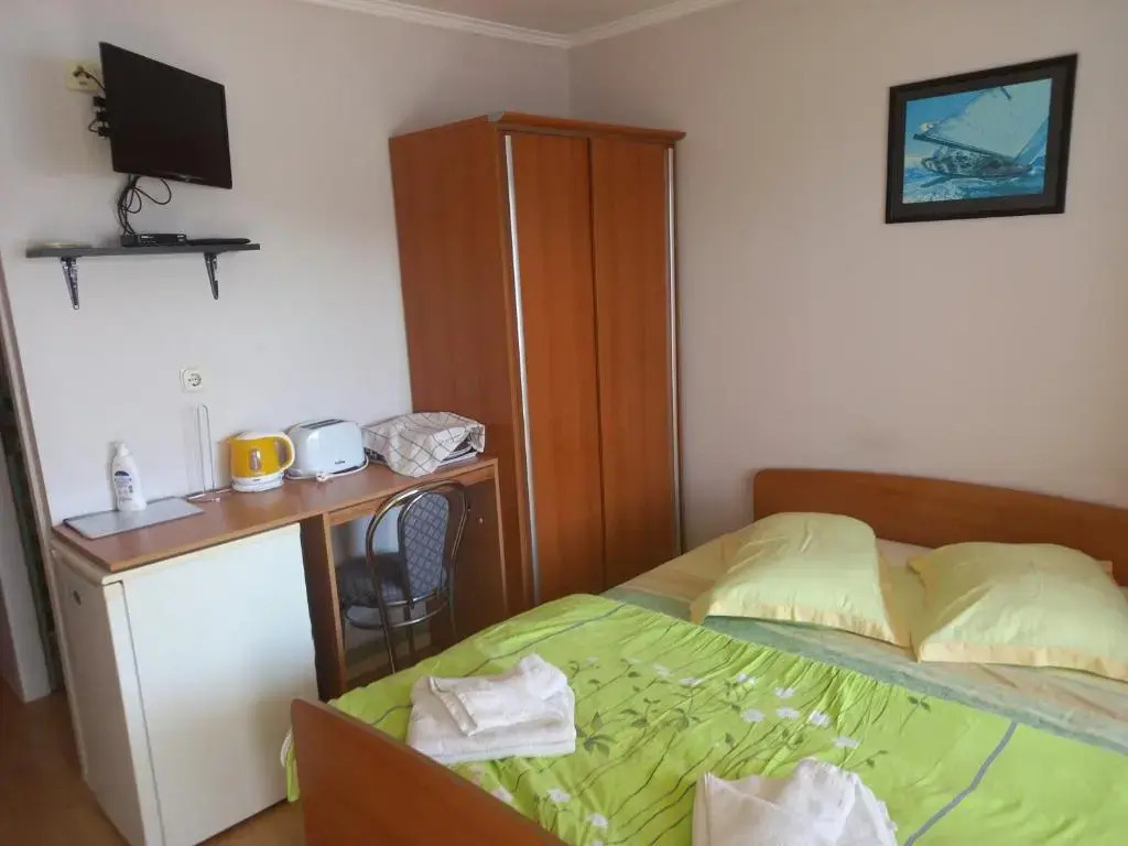Riva1 Apartments and Rooms
