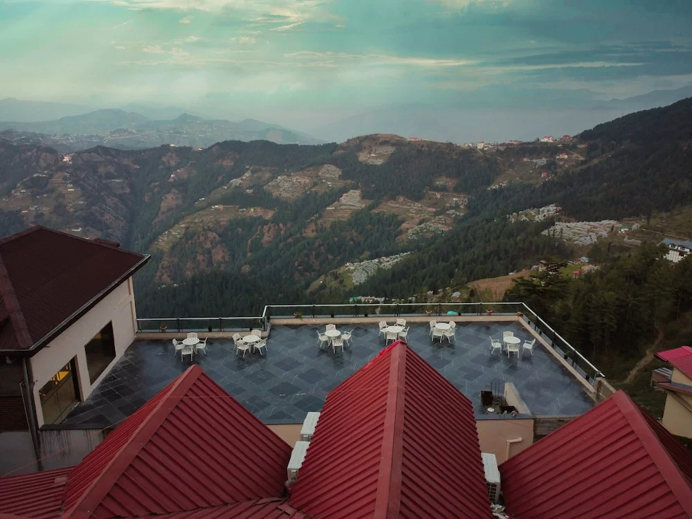 Alpine Holiday Inn Kufri