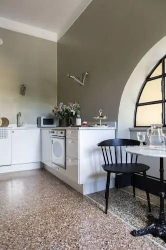 Garibaldi Suites Apartment