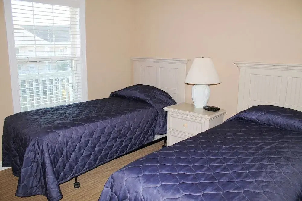 633 Cypress Bend