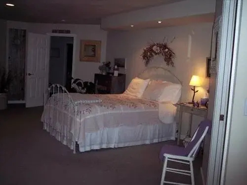 The Country Cedar Inn