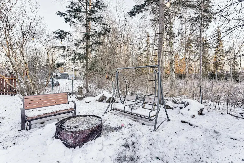 Hike, Ski & Soak! Spacious Anchorage Getaway