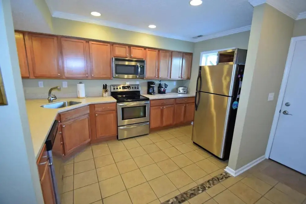 Harbour Island 22C 2 Br townhouse by RedAwning