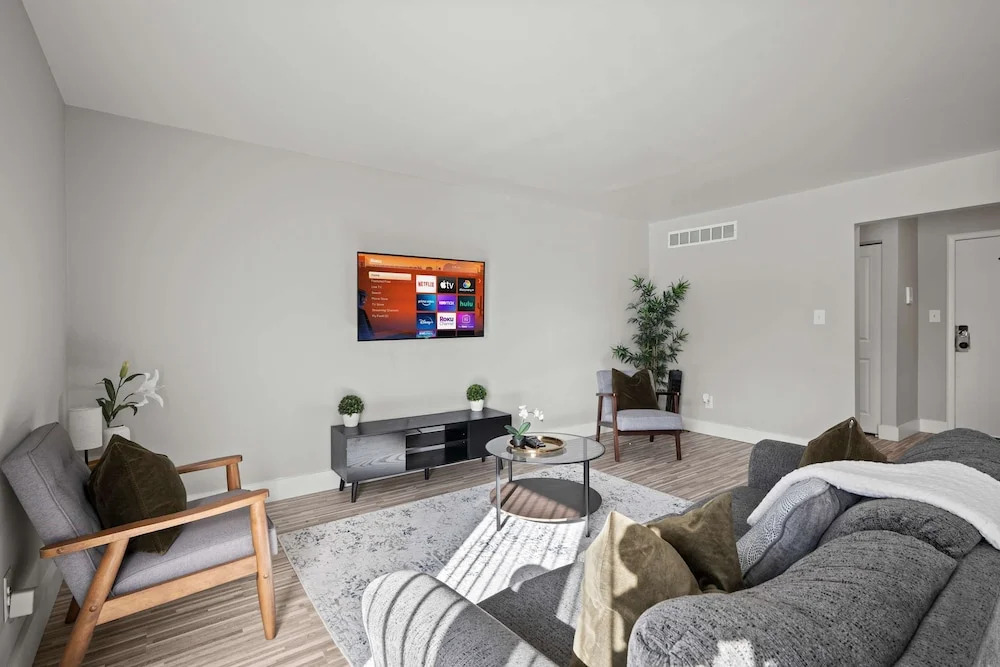 A Unique 2BR 2BA Stay