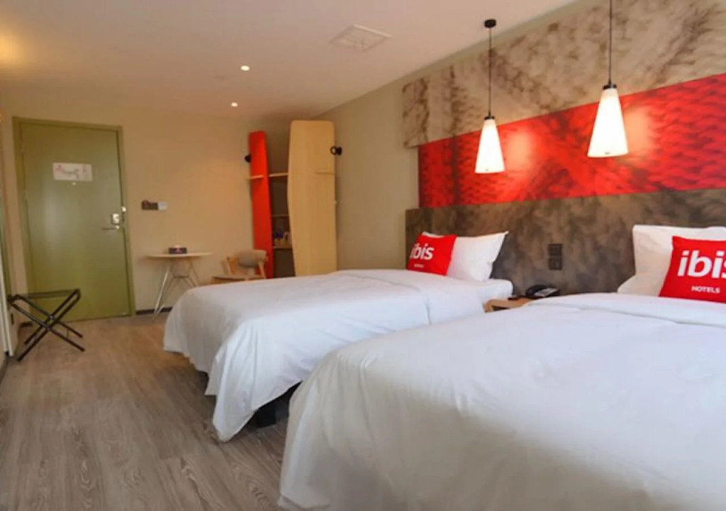 Orange Hotel (Nanjing Jiangning Tianyin Avenue store)