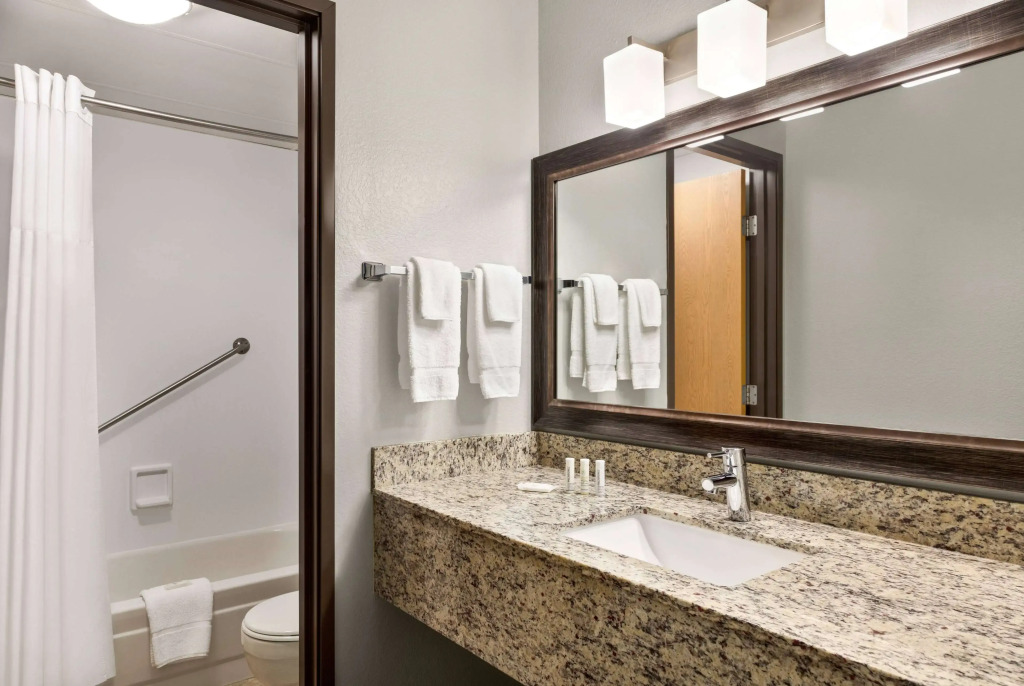 AmericInn by Wyndham Bemidji