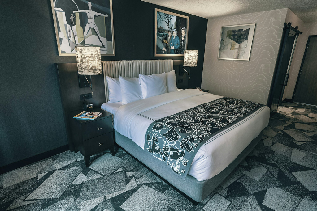 Saint Kate - The Arts Hotel