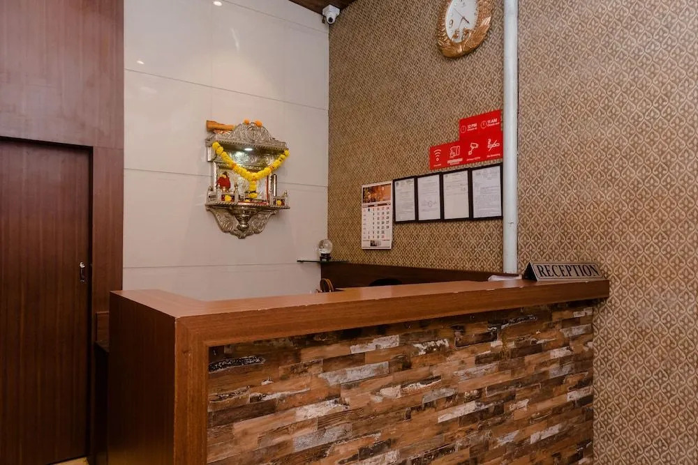 FabHotel Starwood Residency - 100M From Dr DY Patil Stadium