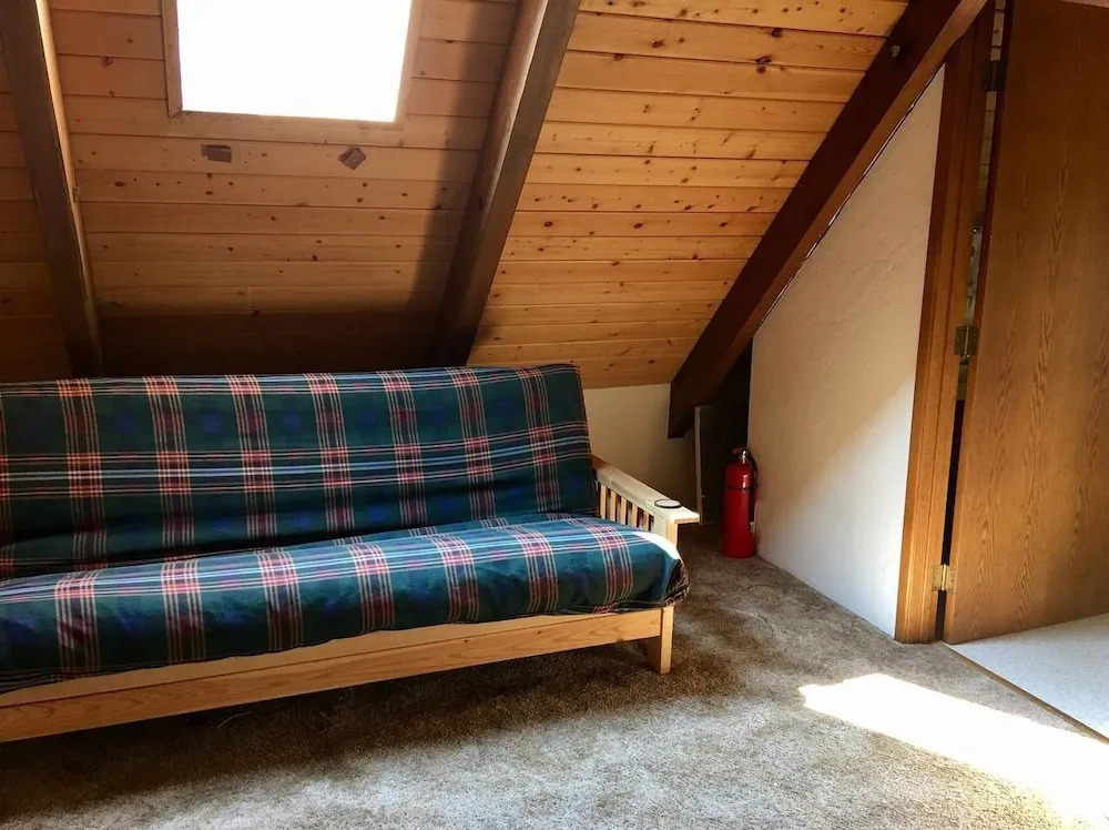 Whispering Pines Cabin Retreat