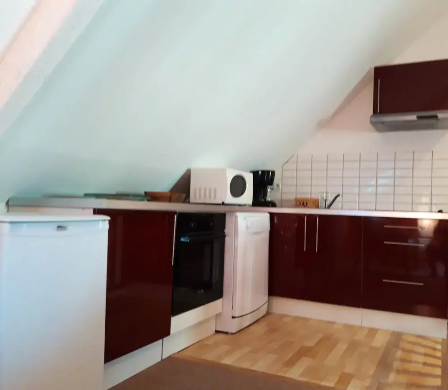 House with 5 Bedrooms in Grandcamp-Maisy, with Wonderful City View, Furnished Terrace And Wifi - 100 M From the Beach
