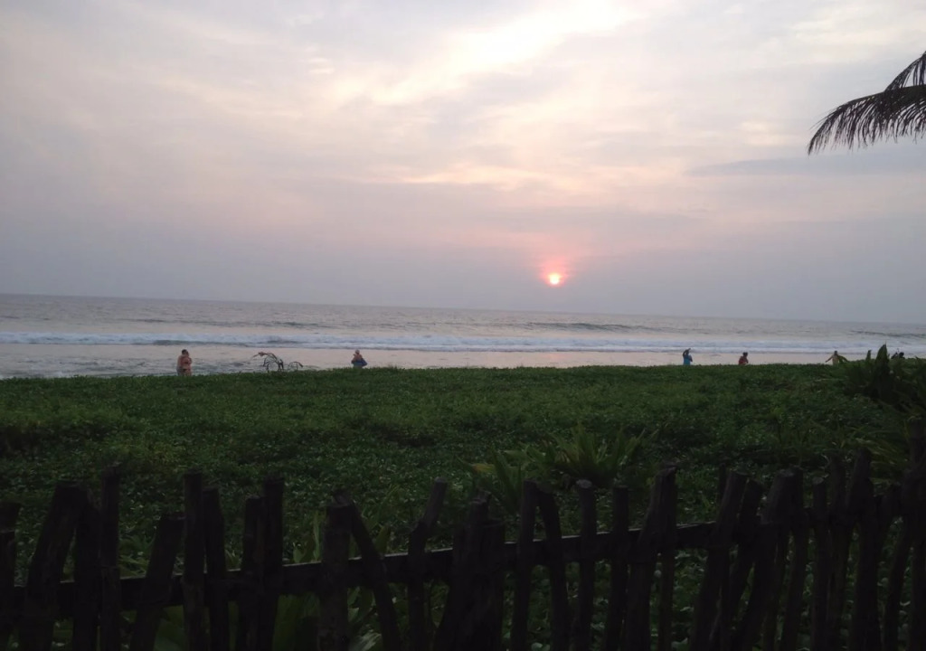 Villa Saffron Hikkaduwa