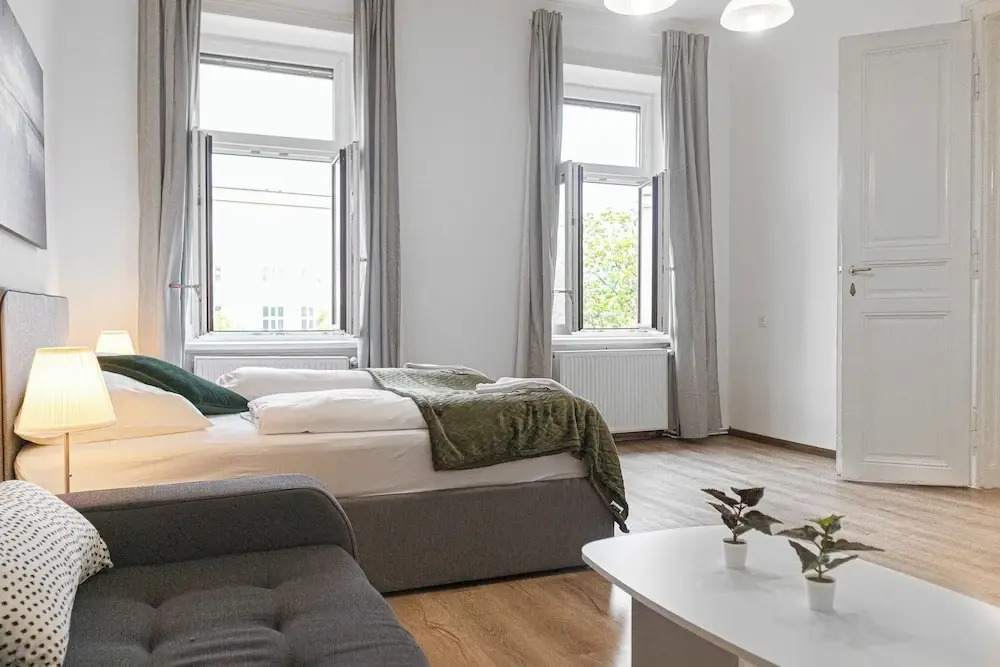 Cozy 2BR Stay Near AKH With WiFi