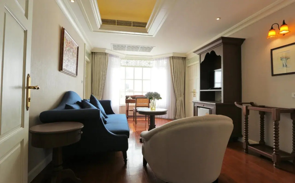 Hiranyakul House Riverside
