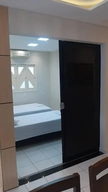 Casa em Natal Cond. Fechado com Piscina-03 Suítes