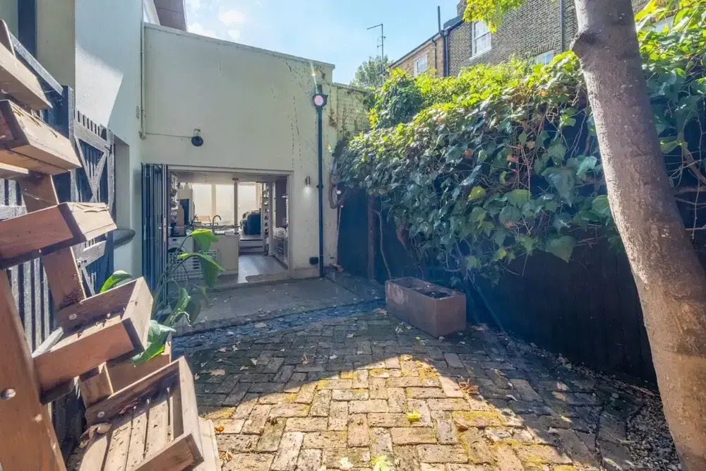 Relaxing 1 Bedroom Wellness Retreat in Vibrant Clapham