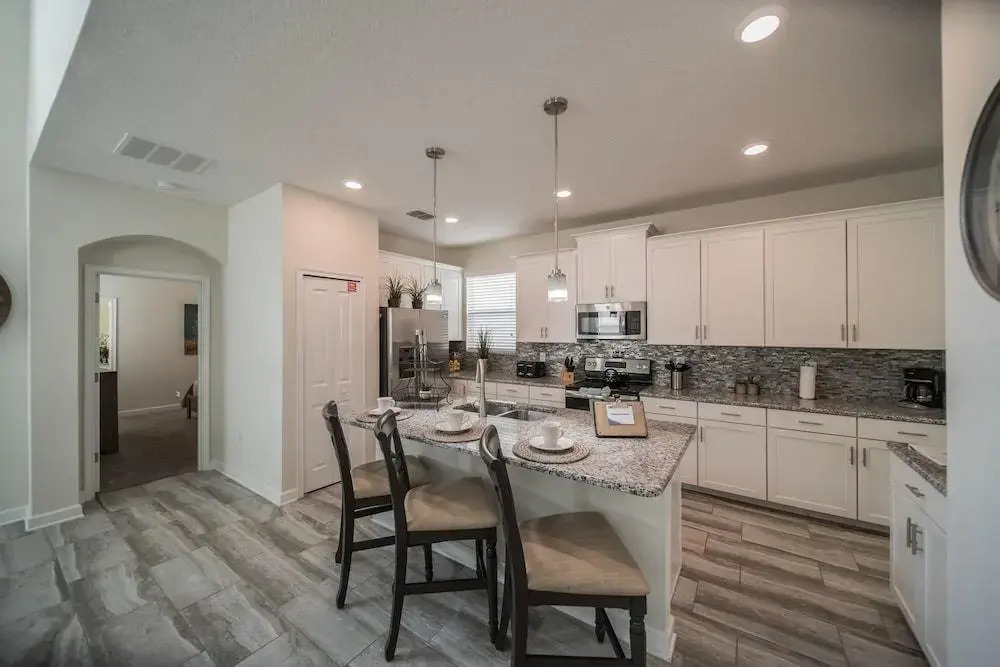 Modern Star Wars Vacation Home CG1593