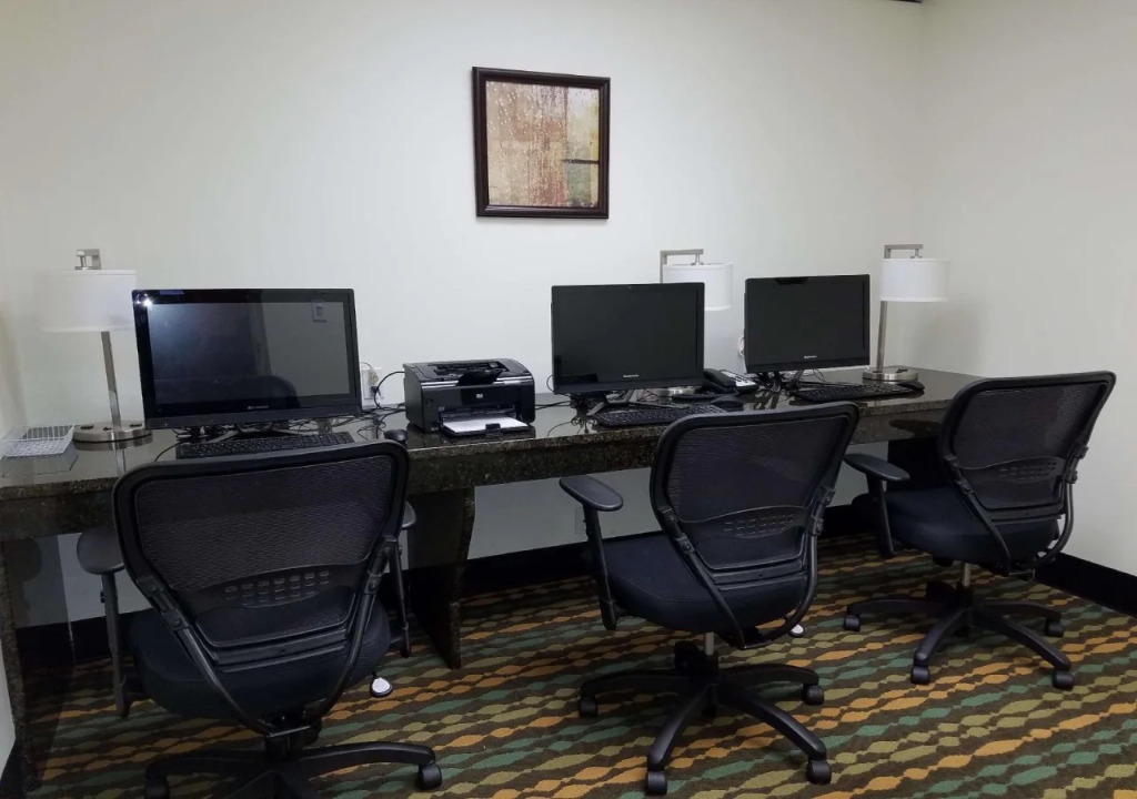 Best Western Valley Plaza Inn